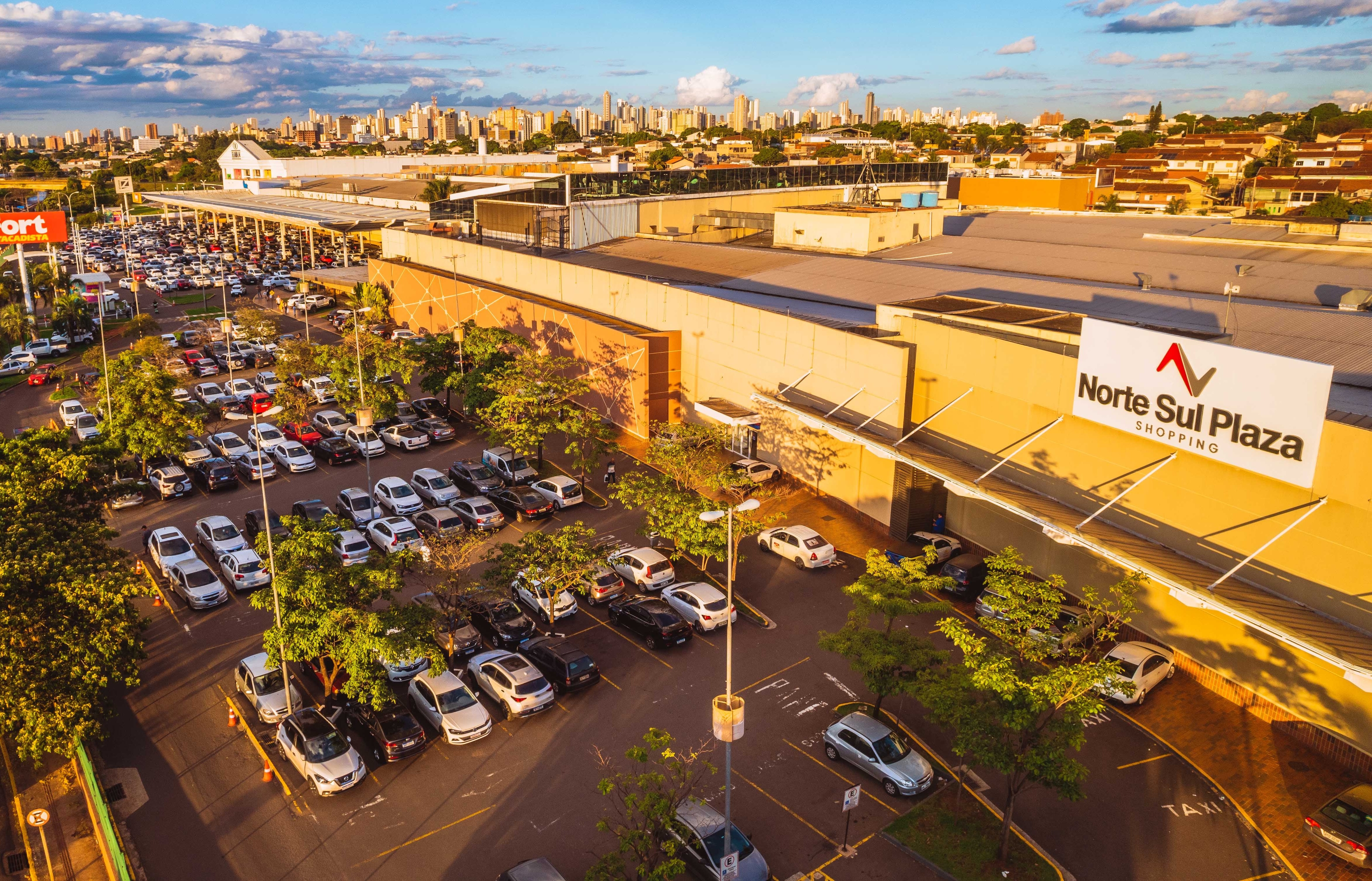 Interior Norte Sul Plaza Shopping